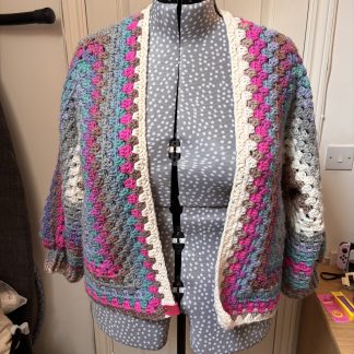 Sweet and Cosy Cardigan - Size XL-2XL