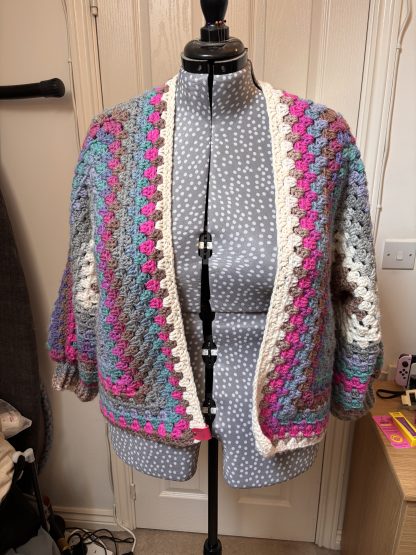 Sweet and Cosy Cardigan - Size XL-2XL